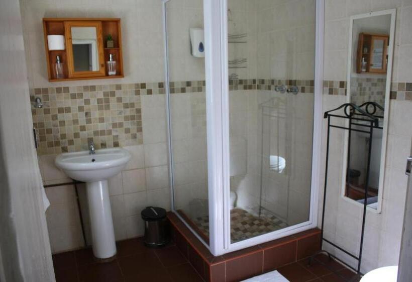 Apartment 7 On Oakleigh