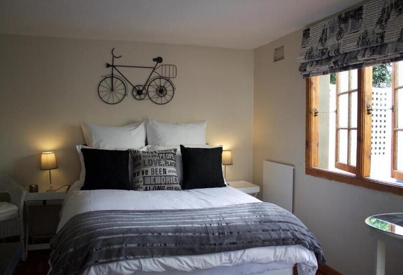 Apartment 7 On Oakleigh