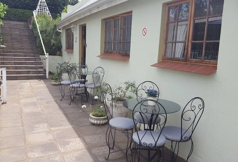 Apartment 7 On Oakleigh