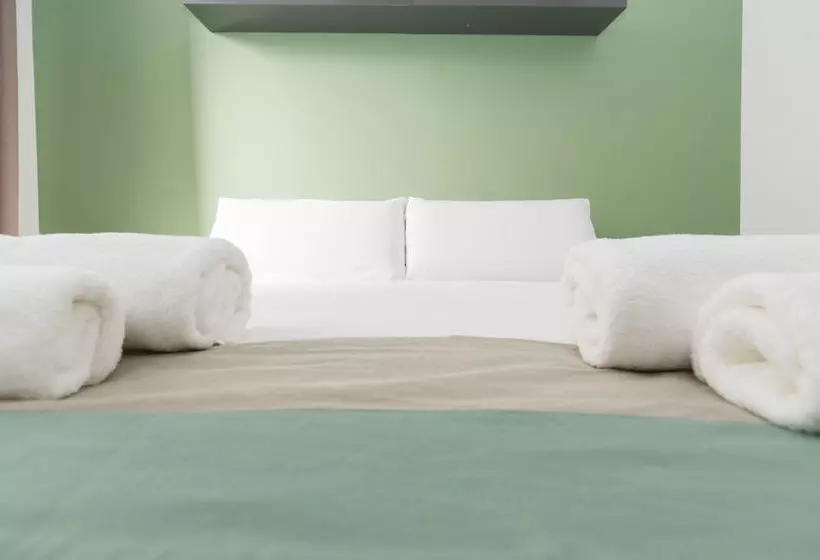 Apartments Sfamilia Barcelona