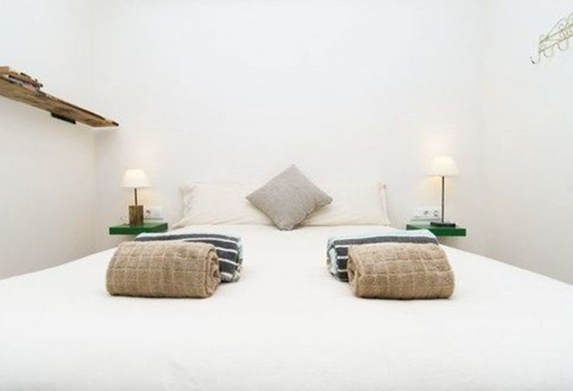 Apartments Sfamilia Barcelona