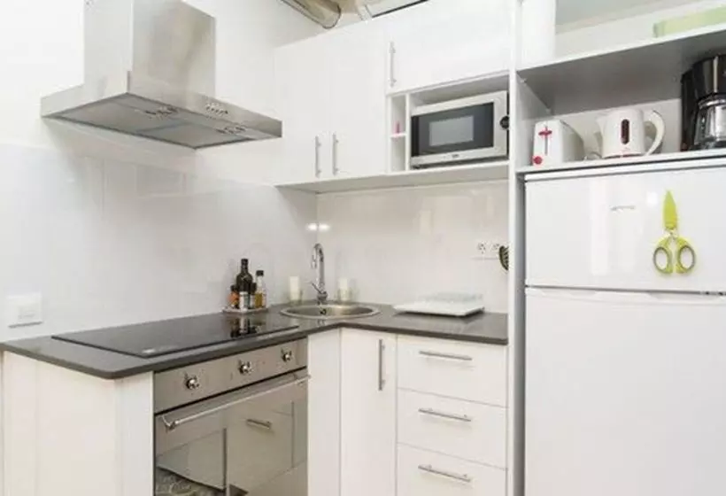 Apartments Sfamilia Barcelona