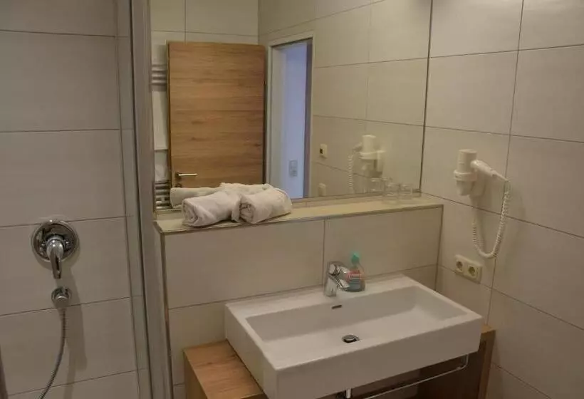 تختخواب و صبحانه Jugendpension Müllauerhof
