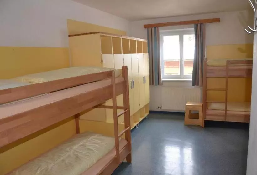 تختخواب و صبحانه Jugendpension Müllauerhof
