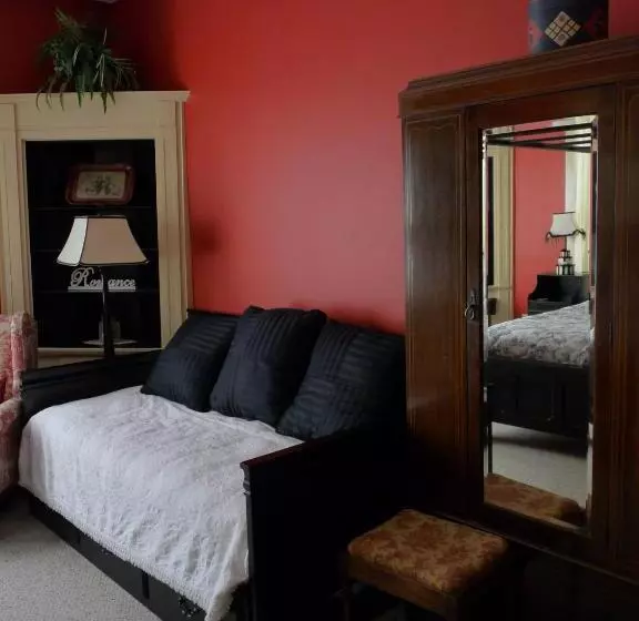 Hardeman House Bed And Breakfast