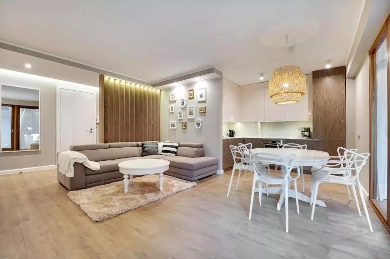 Hotelli Apartamenty Apartinfo Aura