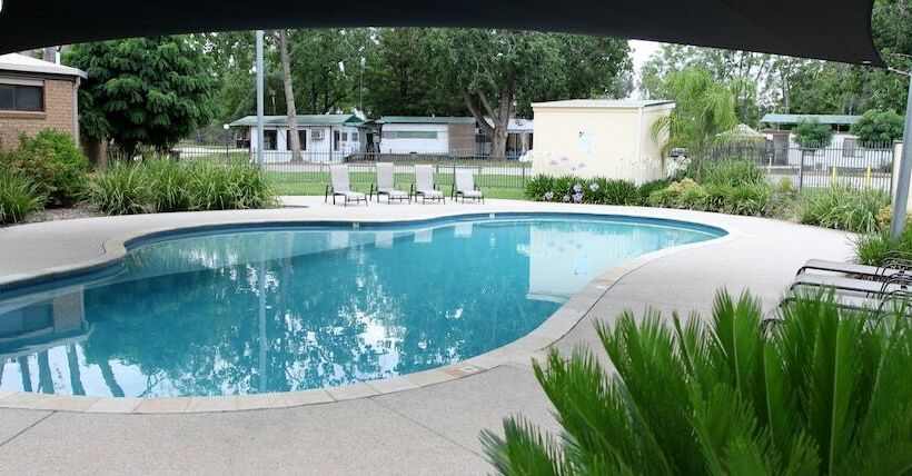 Отель Cohuna Waterfront Holiday Park