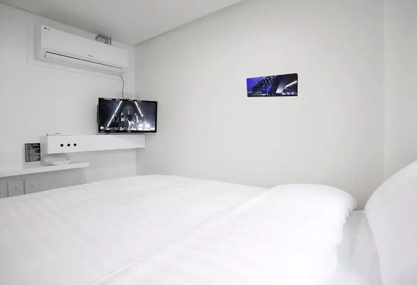K Pop Hotel Seoul Tower