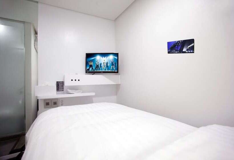 K Pop Hotel Seoul Tower