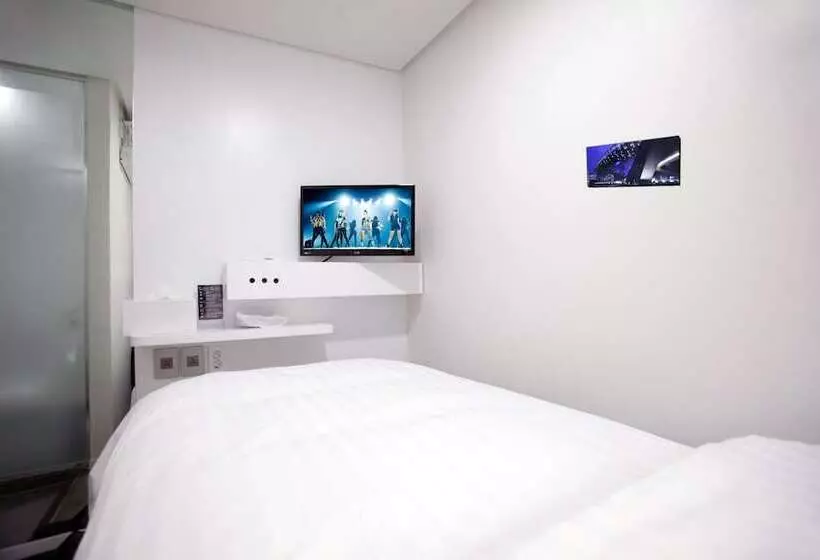 K Pop Hotel Seoul Tower