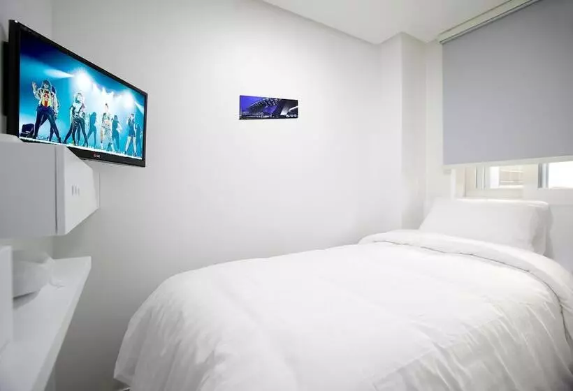 K Pop Hotel Seoul Tower