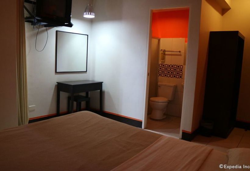 ホテル Negrense Suites