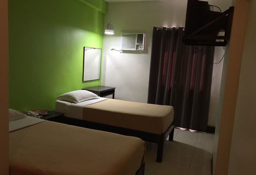 ホテル Negrense Suites
