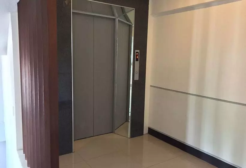Hotelli Negrense Suites