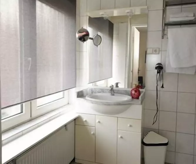 ホテル Pension Auberge De Dael