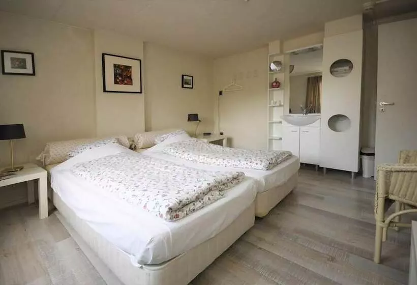 ホテル Pension Auberge De Dael