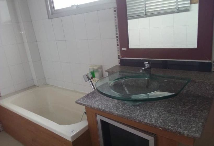 בית מלון כפרי Suanhom Resort