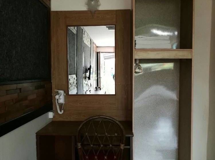 בית מלון כפרי Suanhom Resort