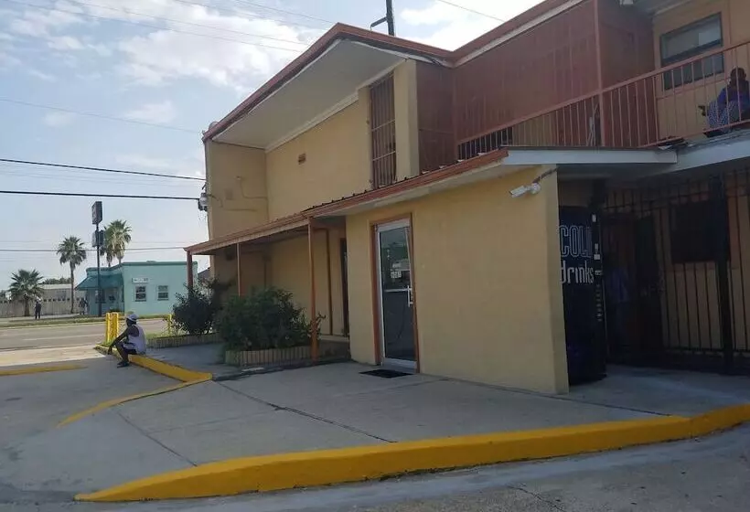 Monte Carlo Motel