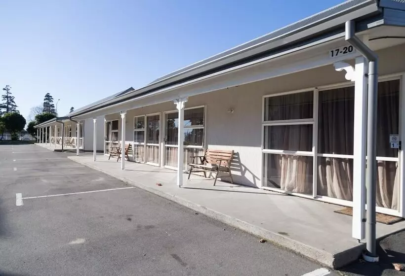モーテル Racecourse Hotel And Motor Lodge