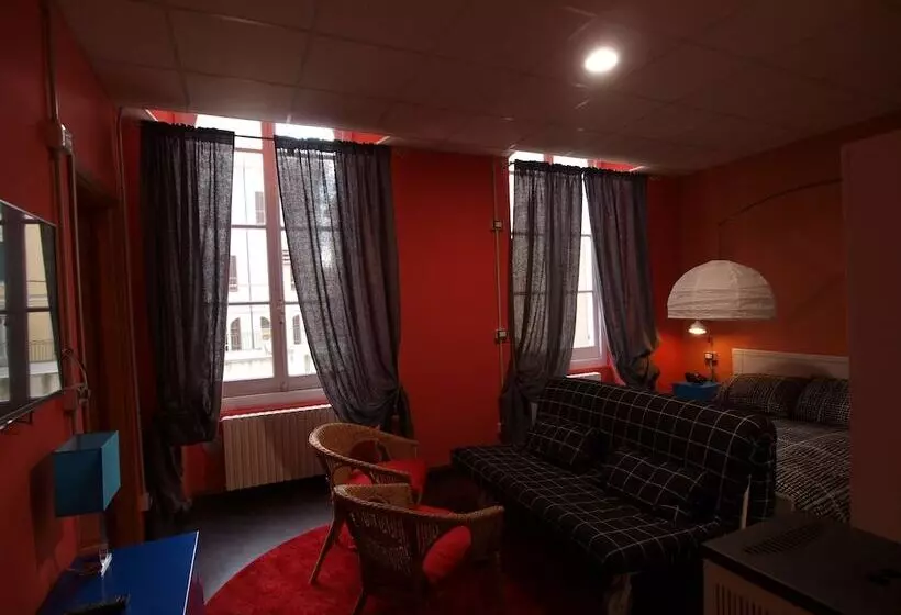 پانسیون Andres Guest House Sanremo