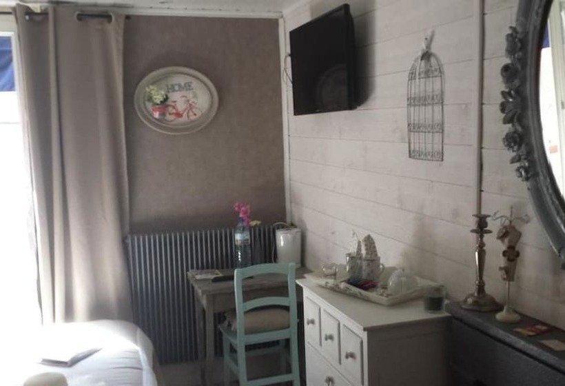 膳宿费 Aux Délices D'elise