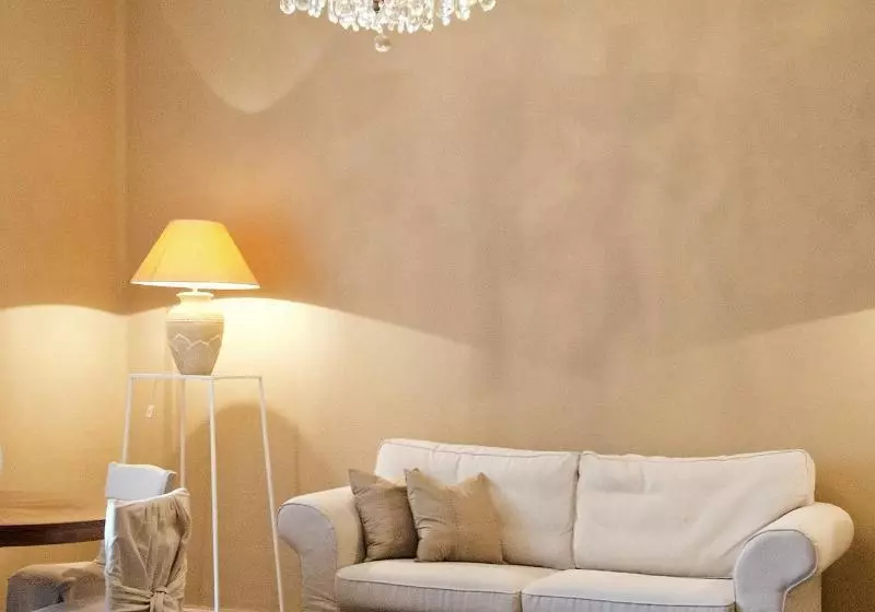 پانسیون Blulassù City Center Rooms