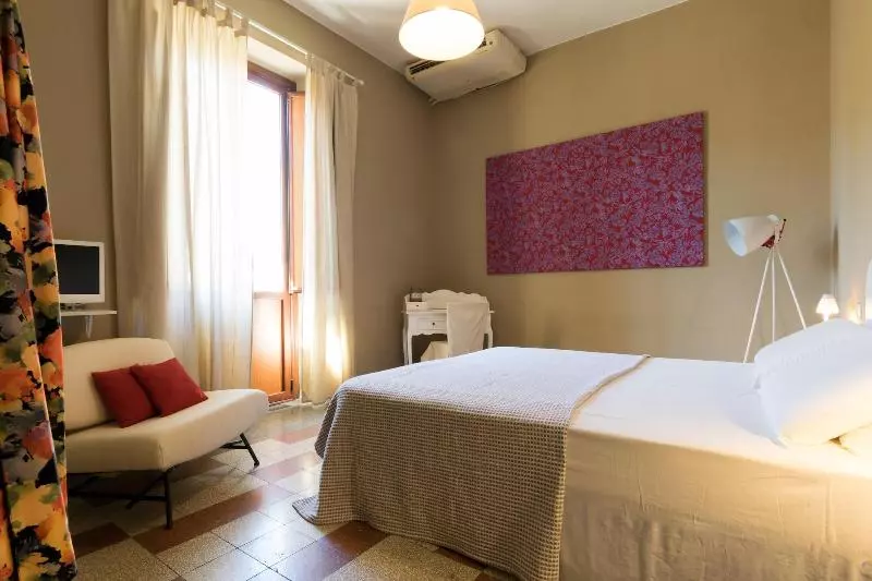 پانسیون Blulassù City Center Rooms