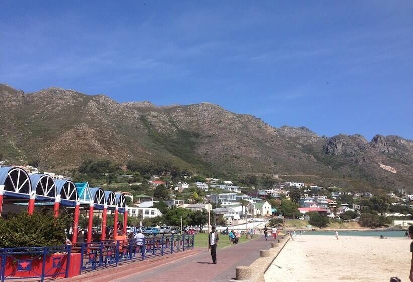 פנסיון Helderberg Guesthouse