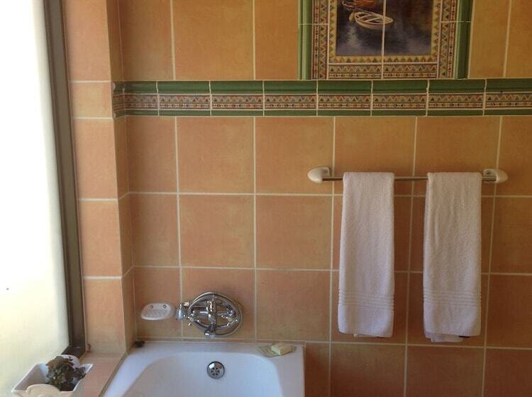 פנסיון Helderberg Guesthouse