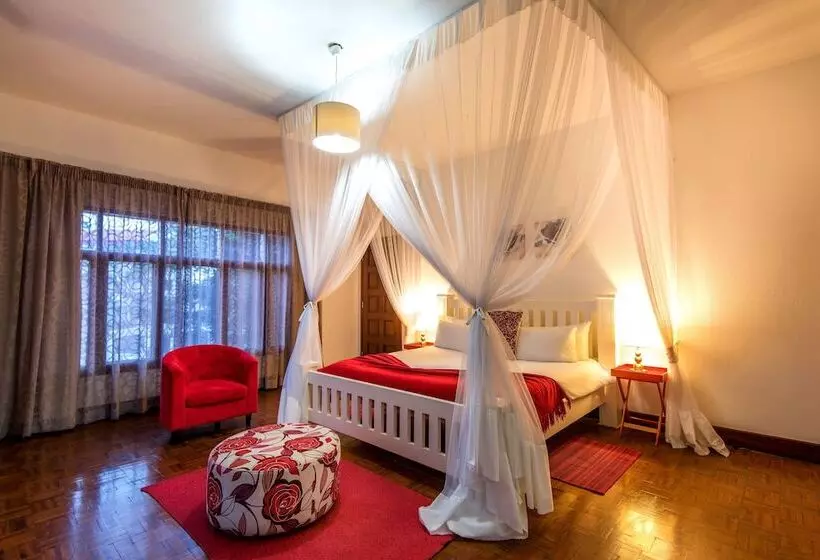 پانسیون Sommerschield Guest House & Restaurant