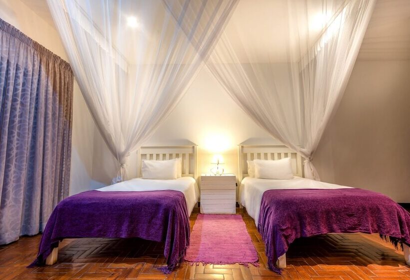 פנסיון Sommerschield Guest House & Restaurant