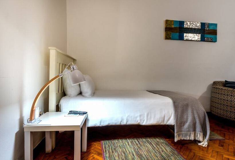 פנסיון Sommerschield Guest House & Restaurant