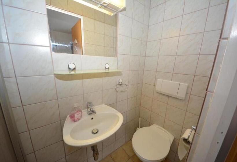 住宿加早餐  Haus Irmgard By Châtel Reizen