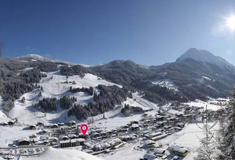 Hotelli Alpina