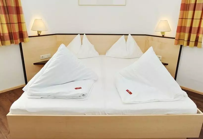 Hotelli Alpina