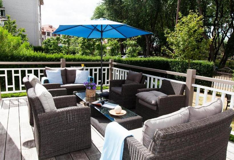 Отель Apostrophe - De Haan