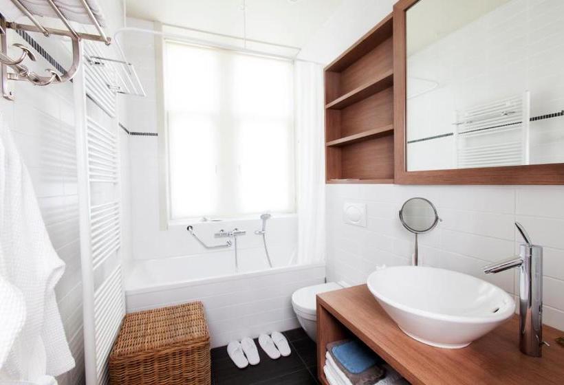 Отель Apostrophe - De Haan