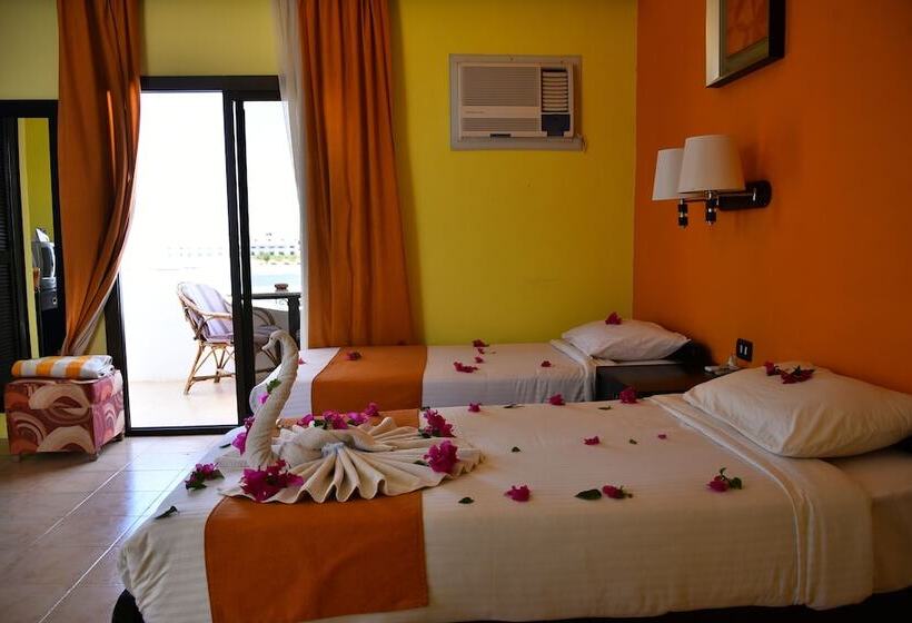 هتل Coral Garden Beach Resort