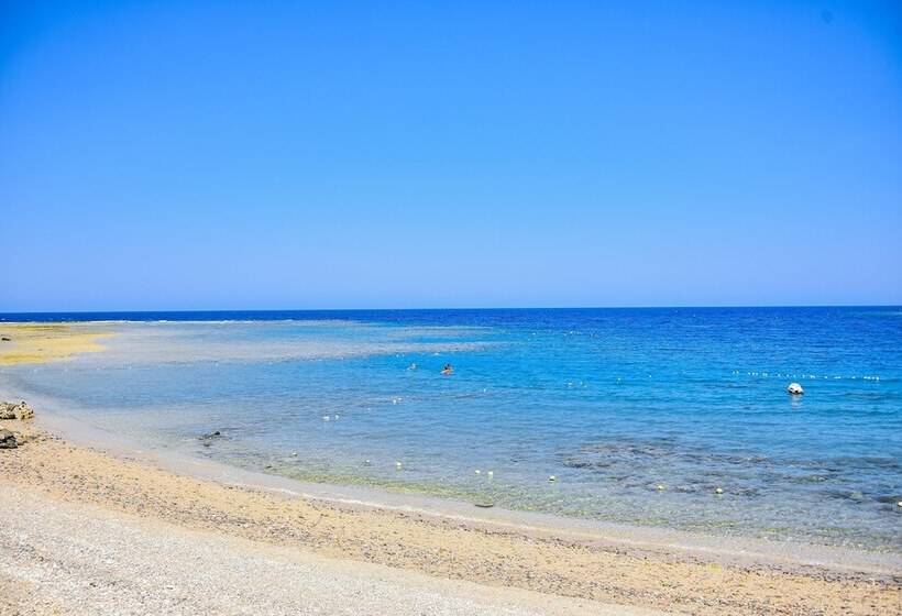 هتل Coral Garden Beach Resort