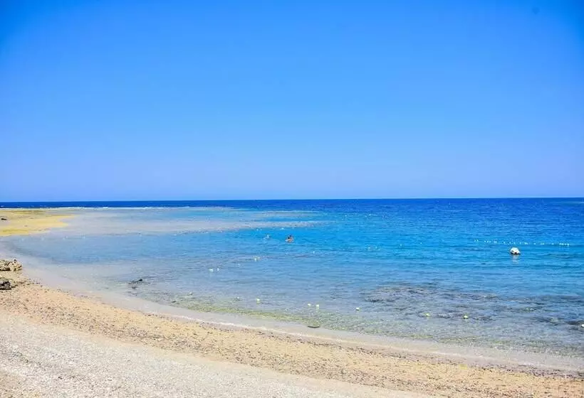 هتل Coral Garden Beach Resort