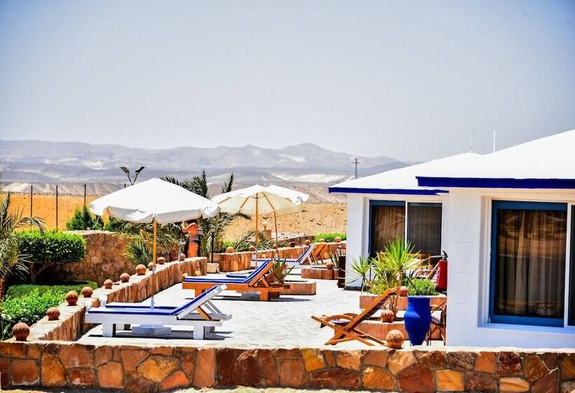 هتل Coral Garden Beach Resort