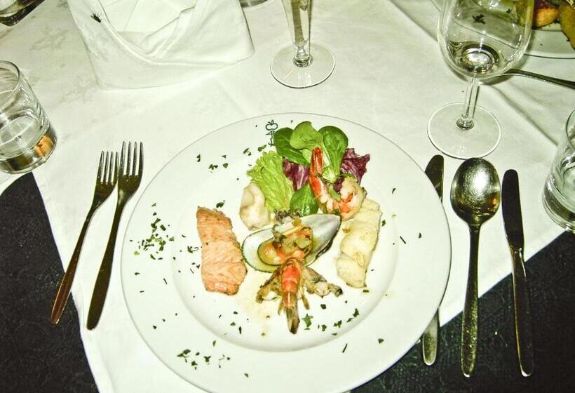 ホテル Gasthof Tell