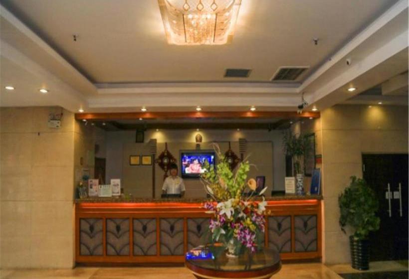 Отель Greentree Inn Liaoning Dalian Wangjia Qiao Business