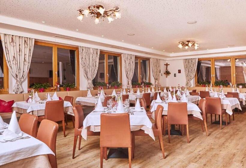 ホテル Johanneshof   Dein Mountain Wohlfühl