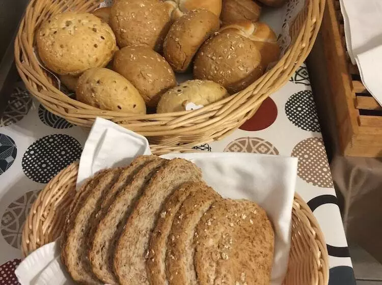 هتل Restaurant De Viertorre