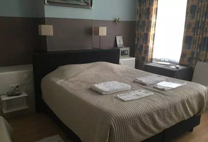 هتل Restaurant De Viertorre