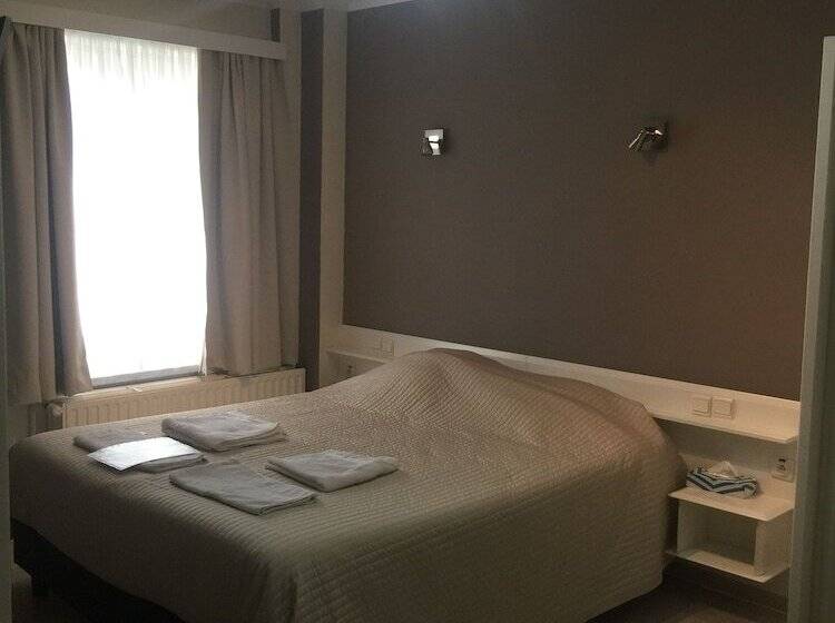 酒店 Restaurant De Viertorre