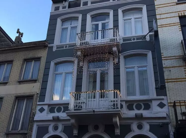 هتل Restaurant De Viertorre