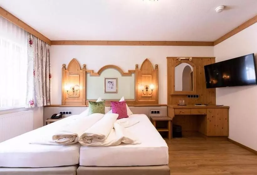 Hotel Schlosshof